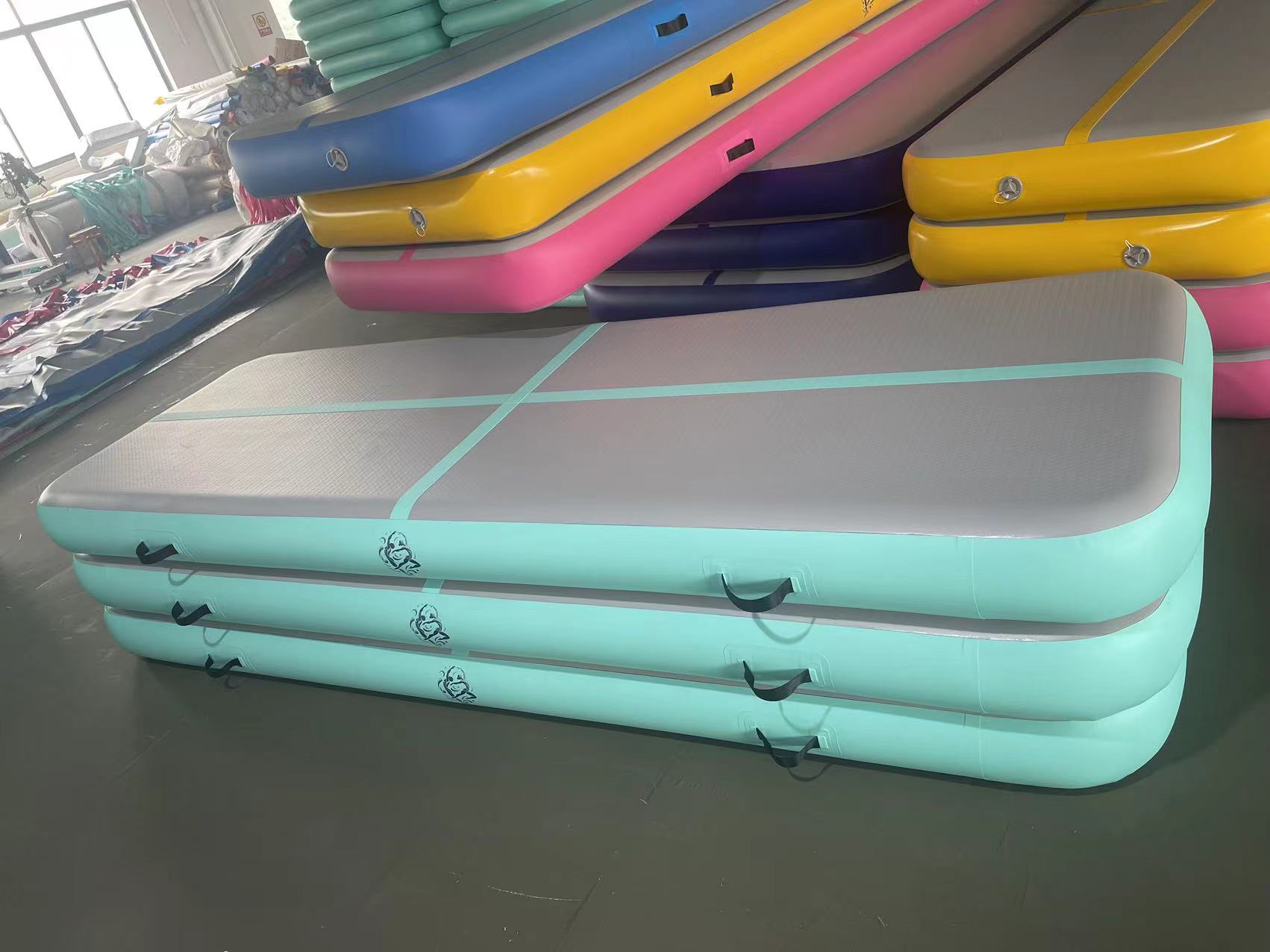แผ่นรองพื้นลมเป่าลมสำหรับออกกำ - Tumbling Air Track บทวิจารณ์และราคา